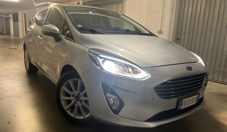 
								Ford Fiesta Titanium 86.000 Km full									